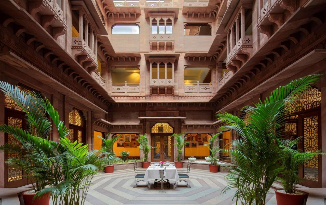 Отель Radisson Jodhpur Джодхпур Экстерьер фото