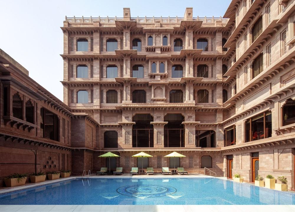 Отель Radisson Jodhpur Джодхпур Экстерьер фото